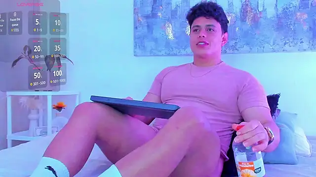 arminjones1 online show from 10, 11, 2025