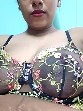 sexyindi couple online show from 2, 5, 2026