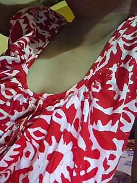 Snapshot of sexyindi_couple chatting on 9, 7, 2026 sexyindi couple online show from 9, 7, 2026