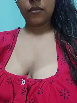 Snapshot of sexyindi_couple chatting on 22, 7, 2026 sexyindi couple online show from 22, 7, 2026