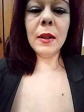 Lucia8600 online show from 1, 12, 2025