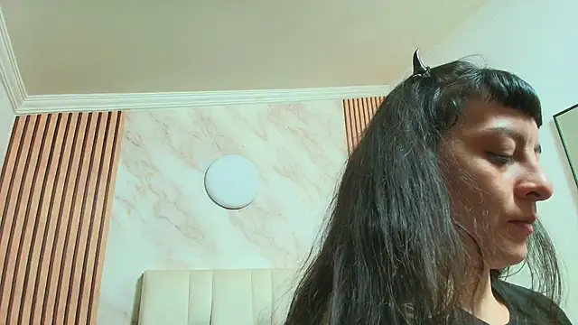 Naughty Kittenm online show from 16, 10, 2025