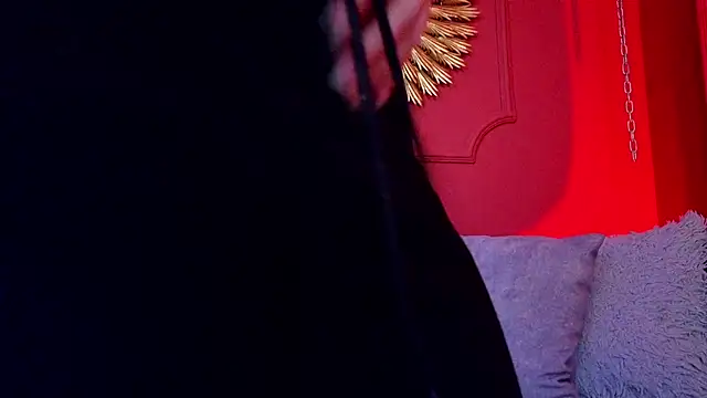 Snapshot of Julieta_Russell chatting on 10, 9, 2025 Julieta Russell online show from 10, 9, 2025