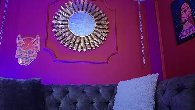 Julieta Russell online show from 27, 2, 2026