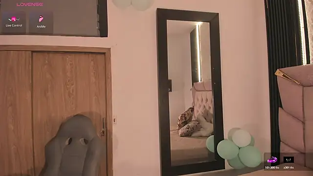 laurem-paulette online show from 20, 2, 2026