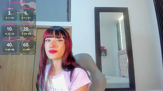 laurem-paulette online show from 6, 11, 2025