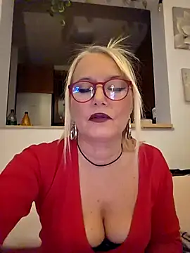 kikkastar online show from 9, 11, 2025