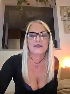 kikkastar online show from 19, 3, 2025