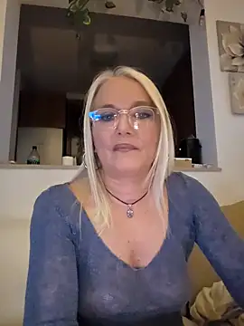 kikkastar online show from 12, 3, 2025