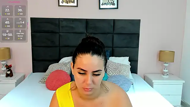 MadisonJenner online show from 26, 11, 2025