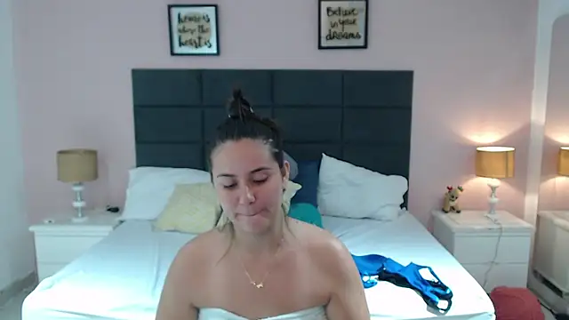 MadisonJenner online show from 12, 3, 2025