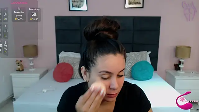 MadisonJenner online show from 1, 10, 2025