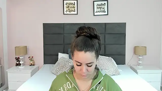 MadisonJenner online show from 15, 1, 2026