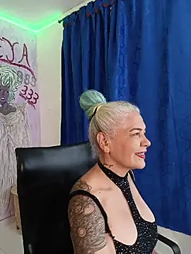 freyadevil333 online show from 15, 5, 2026