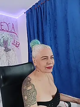 freyadevil333 online show from 13, 5, 2026
