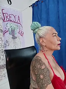 freyadevil333 online show from 4, 6, 2026