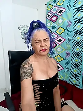 freyadevil333 online show from 25, 10, 2025