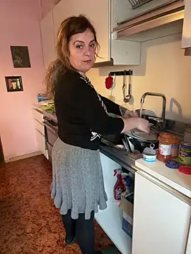 Sunbelxx online show from 15, 12, 2025