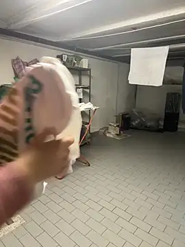 Sunbelxx online show from 17, 11, 2025