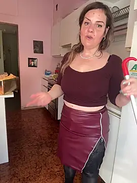 Sunbelxx online show from 7, 4, 2026