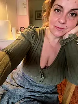 Sunbelxx online show from 19, 12, 2025