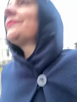 Sunbelxx online show from 23, 12, 2025