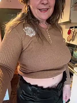 Sunbelxx online show from 13, 4, 2026