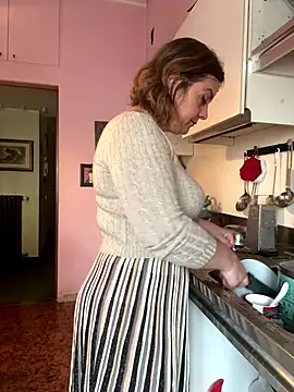 Sunbelxx online show from 19, 11, 2025