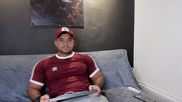 Big furry bear13 online show from 23, 7, 2026
