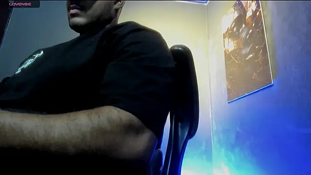 Big furry bear13 online show from 3, 10, 2025