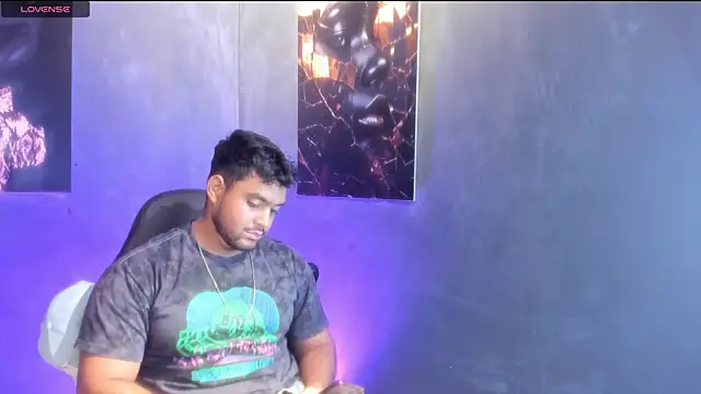 Big furry bear13 online show from 28, 9, 2025