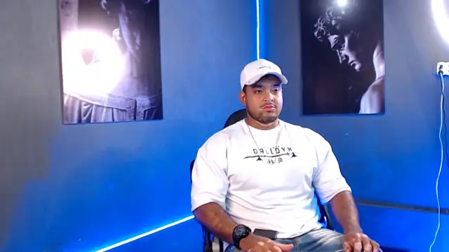 Big furry bear13 online show from 22, 9, 2025