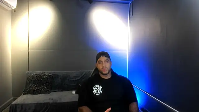 Big furry bear13 online show from 15, 12, 2025