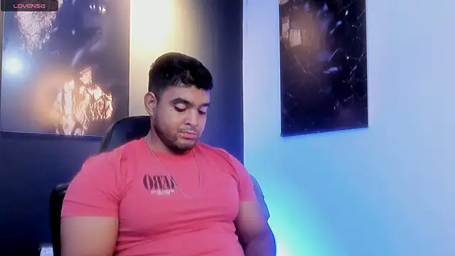 Big furry bear13 online show from 10, 10, 2025