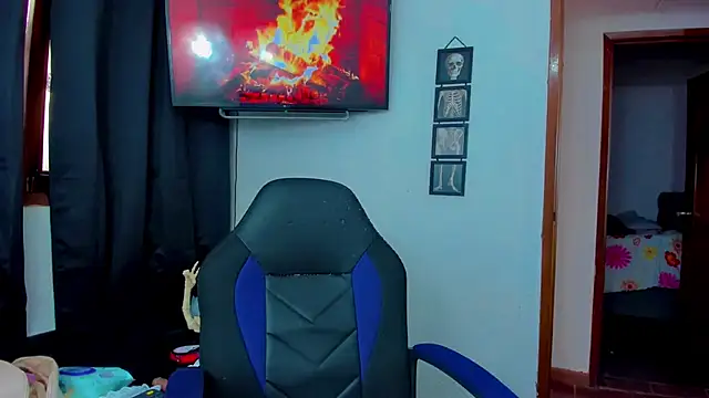 Snapshot of sunshine_uwu22 chatting on 18, 11, 2025 sunshine uwu22 online show from 18, 11, 2025