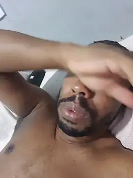 casalsemfrescura2323 online show from 20, 2, 2025