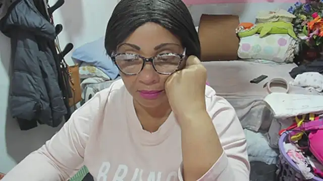 Snapshot of Mrs_mommy_ chatting on 9, 6, 2026 Mrs mommy online show from 9, 6, 2026