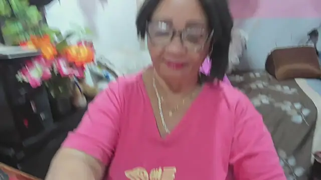 Snapshot of Mrs_mommy_ chatting on 11, 7, 2026 Mrs mommy online show from 11, 7, 2026