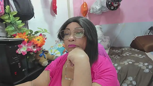 Snapshot of Mrs_mommy_ chatting on 13, 7, 2026 Mrs mommy online show from 13, 7, 2026