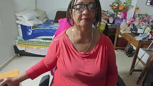 Mrs mommy  online show from 19, 9, 2025