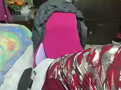 Mrs mommy  online show from 14, 10, 2025