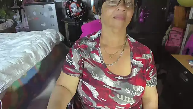 Mrs mommy  online show from 5, 11, 2025