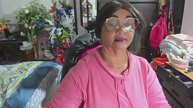 Mrs mommy  online show from 17, 12, 2025