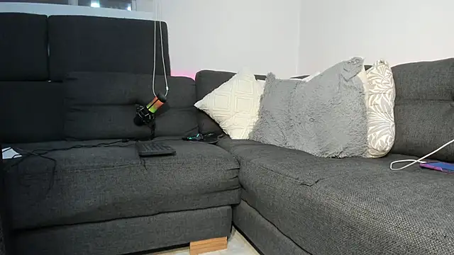 unicorn horny online show from 9, 2, 2026