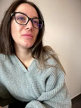 HotXMom online show from 12, 1, 2026