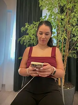 Snapshot of HotXMom chatting on 11, 7, 2026 HotXMom online show from 11, 7, 2026