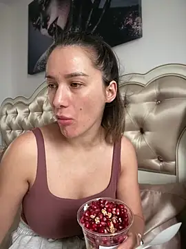 Snapshot of HotXMom chatting on 15, 6, 2026 HotXMom online show from 15, 6, 2026