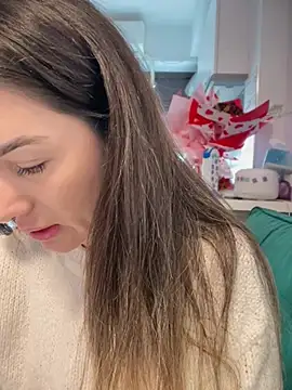 Snapshot of HotXMom chatting on 25, 2, 2026 HotXMom online show from 25, 2, 2026