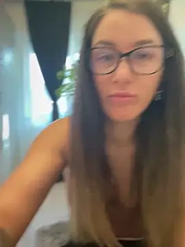 HotXMom online show from 1, 6, 2026