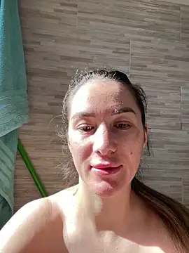 HotXMom online show from 4, 5, 2026